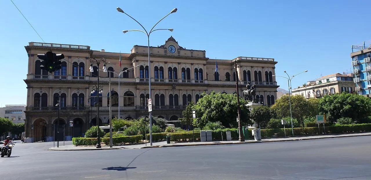 Normanni Homes Palermo 0*,  Italia