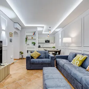 spanish-steps-suite-zucchelli.it-romehotels.com/