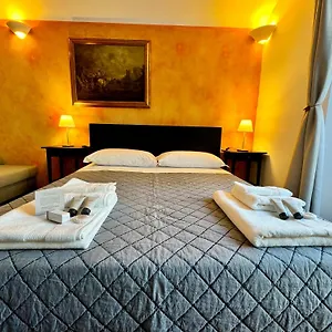 Keys House , Genova Italia